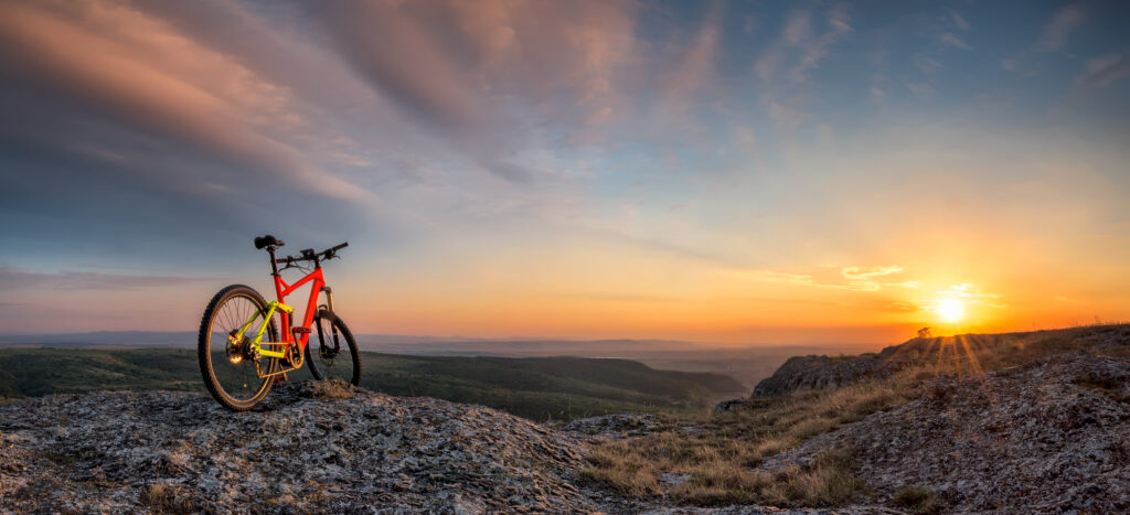 Fahrrad im Sonnenuntergang